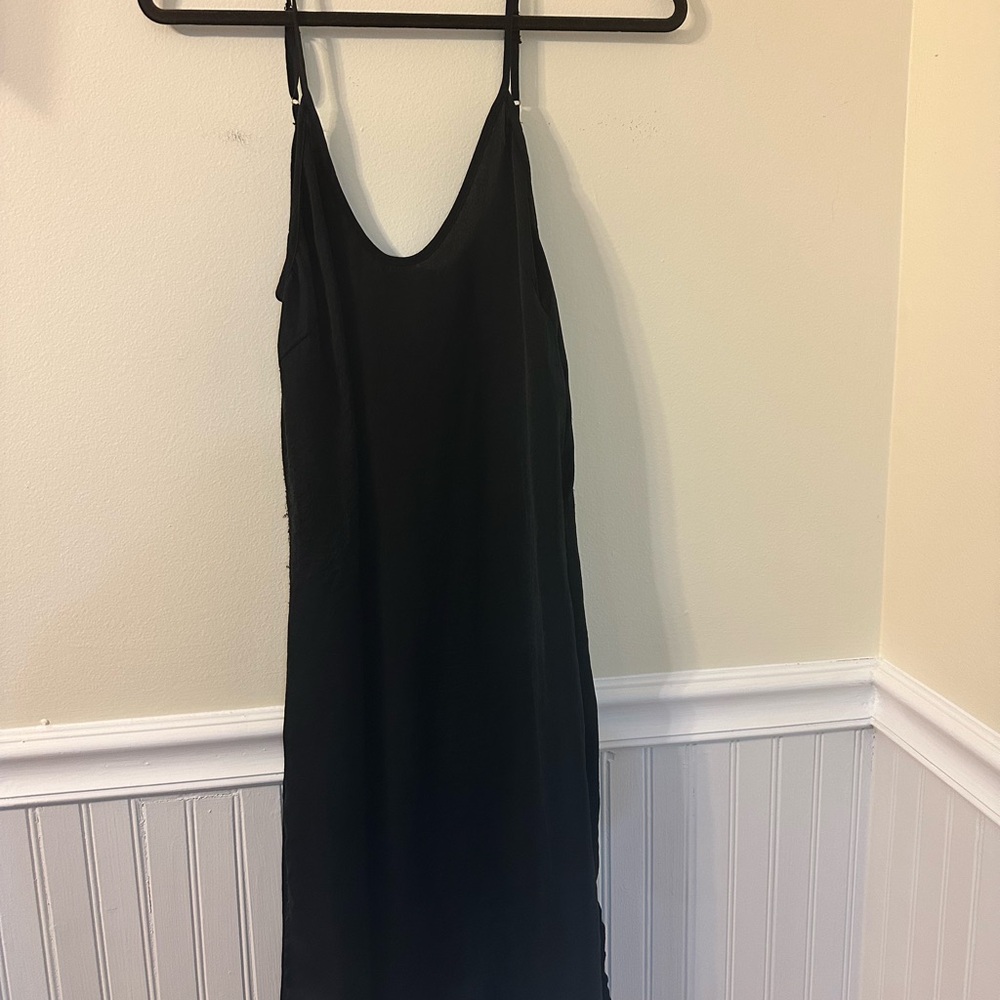 Elegant Black Sleeveless slip Dress